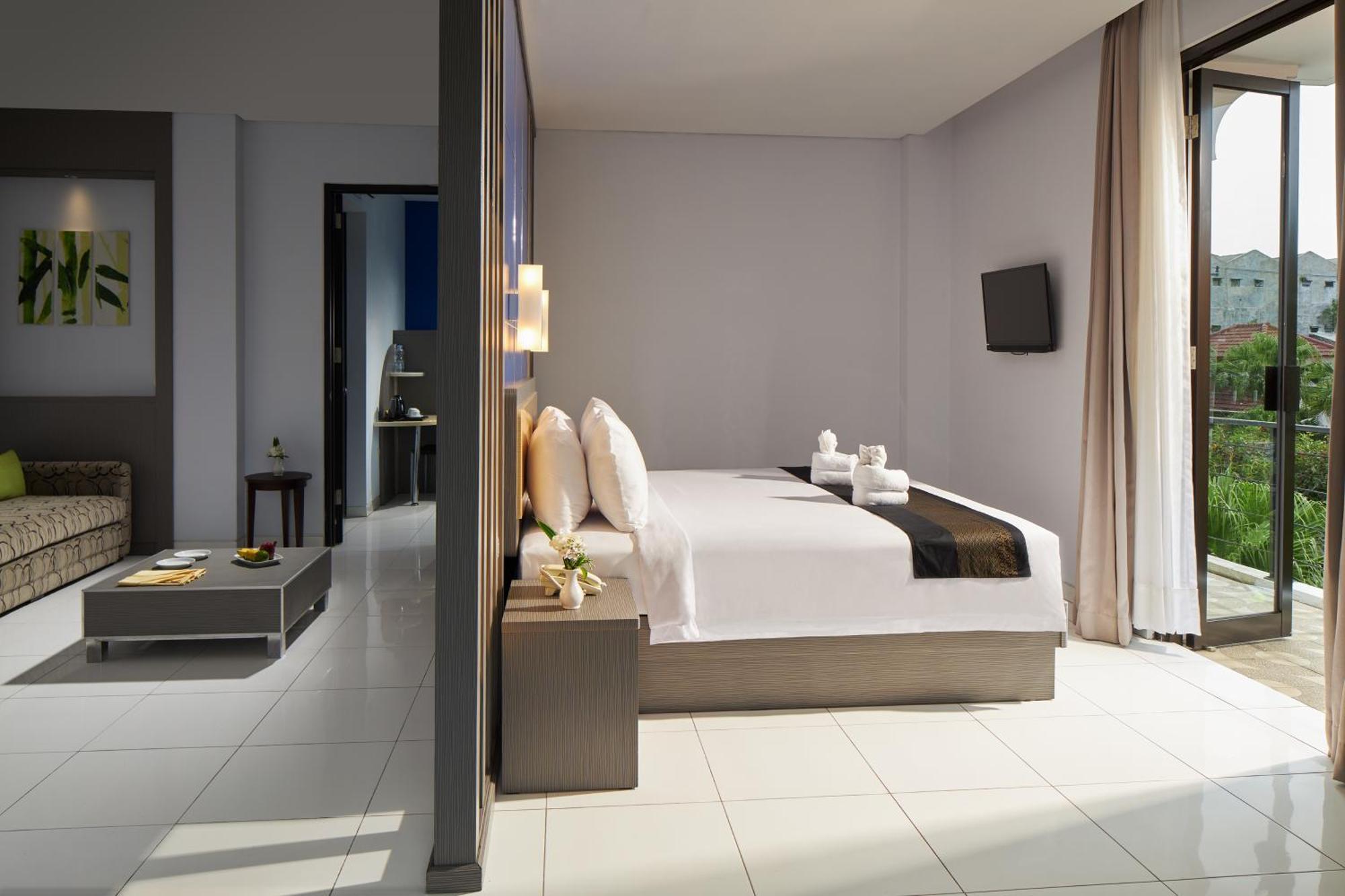 El Hotel Malang Exterior photo